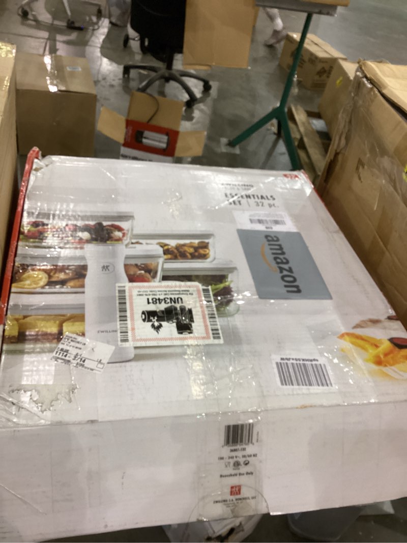 Condition photo showing As Is for ZWILLING Fresh & Save 32pc Vacuum Starter Set, Vacuum Sealer Machine Set, Sous Vide Bags, Meal prep, Airtight Food Storage Containers Glass Fine