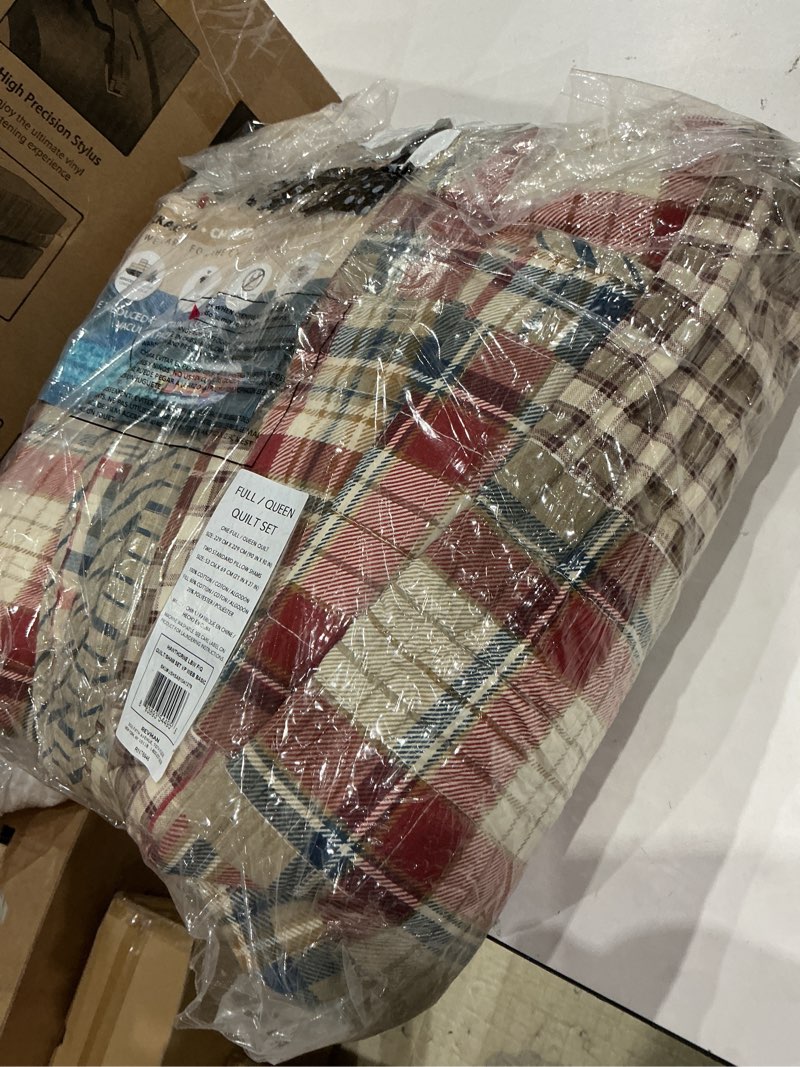 Condition photo showing Good Condition for eddie bauer - queen quilt set, reversible cotton blend bedding with lightweight feel, 3 piece bed set with matching pillowcases (hawthorne brown) queen hawthorne brown