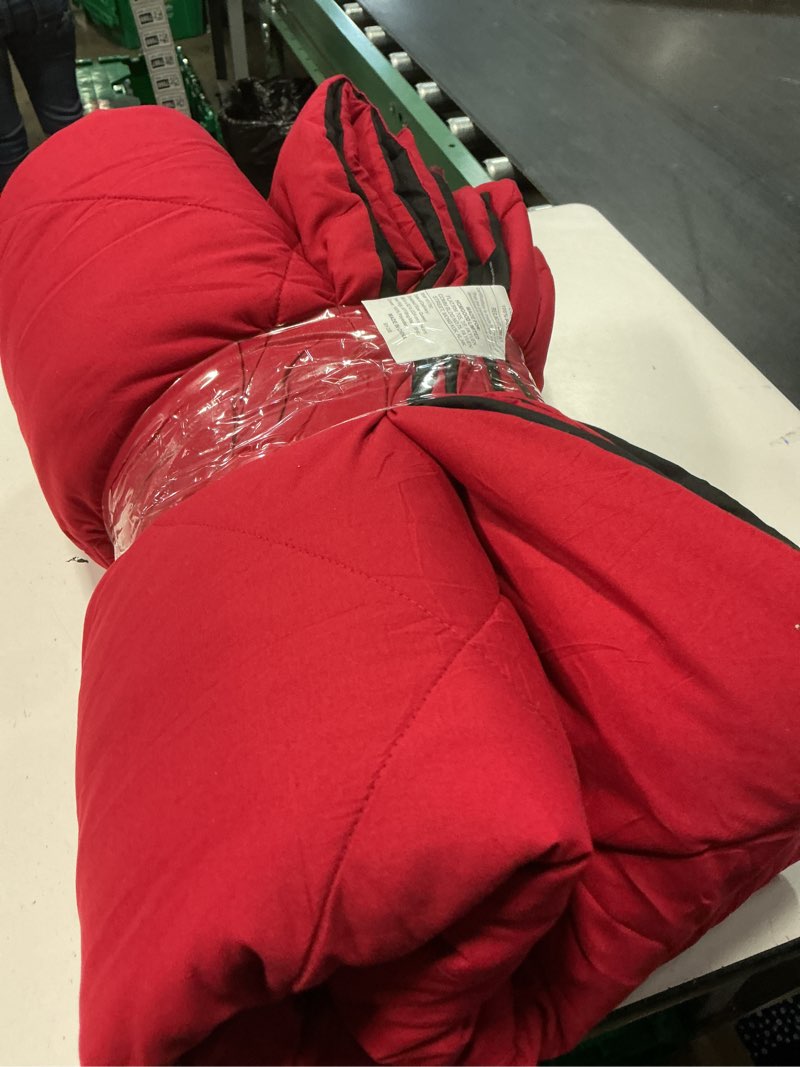 Condition photo showing Good Condition for basic beyond queen comforter set, red and black comforter set queen size, reversible bed comforter queen bed set for all seasons, 1 comforter (88"x92") and 2 pillow shams (20"x26"+2") 01 - red/black queen