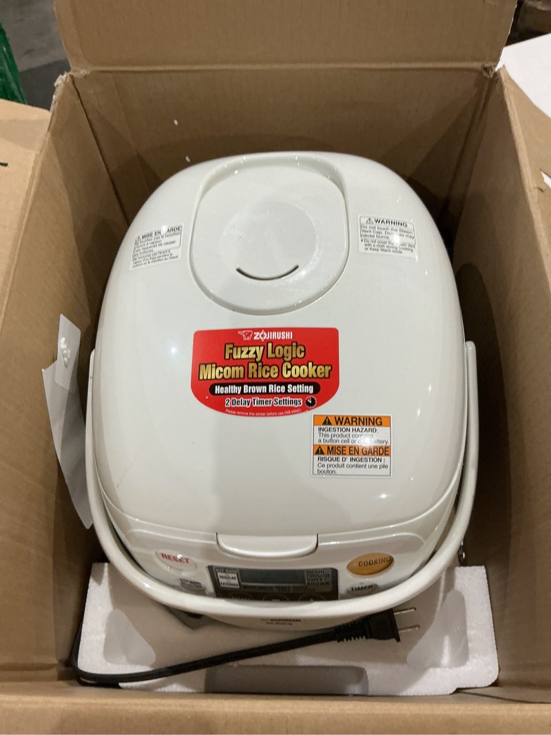 Condition photo showing Good Condition for zojirushi micom rice cooker and warmer (10-cup/cool white) white 10 cup