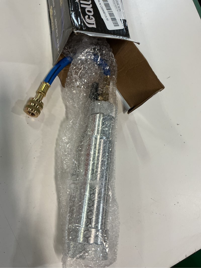 Condition photo showing Good Condition for r1234yf & r134a ac oil dye injector kit with 2 snap quick couplers 2 oil checkers 2oz measuring cup r134a+r1234yf