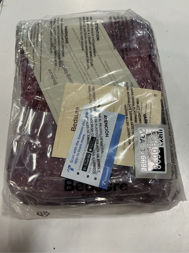 Condition photo showing New/Like New for bedsure cooling cotton waffle king size blanket - lightweight breathable blanket of rayon derived from bamboo for hot sleepers, luxury throws for bed, couch and sofa, dark red, 104x90 inches king (104" x 90") dark red