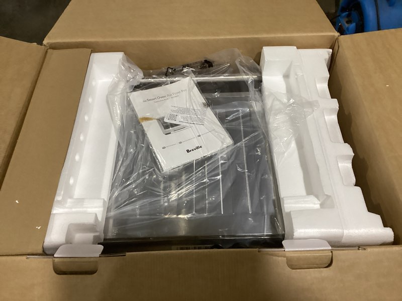 Condition photo showing Good Condition for Breville BOV900BSS Smart Oven Air Fryer Pro and Convection Oven, Brushed Stainless Steel