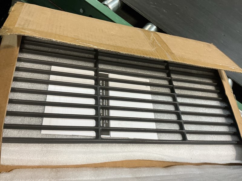 Condition photo showing New/Like New for hisencn cooking grates for home depot chargriller 1624 smokin' champ charcoal grill horizontal smoker, cast iron solid rod grill cooking grid replacement parts, 19 1/2 inch, 3 pack 19 1/2'' x 31 1/2''