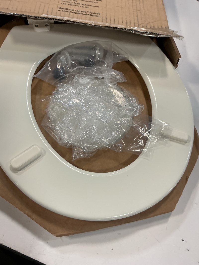 Condition photo showing Good Condition for bemis 500ec346 round closed front toilet seat with cover in biscuit