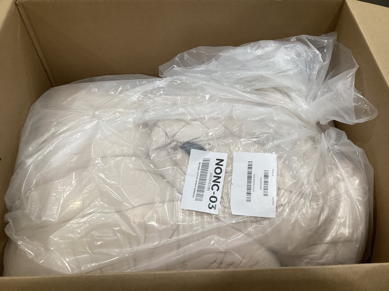 Condition photo showing Good Condition for homesmart weighted comforter, 3x more fluffy than a weighted blanket, soft breathable fabric, king 20lbs grey grey king/cal king 20lbs