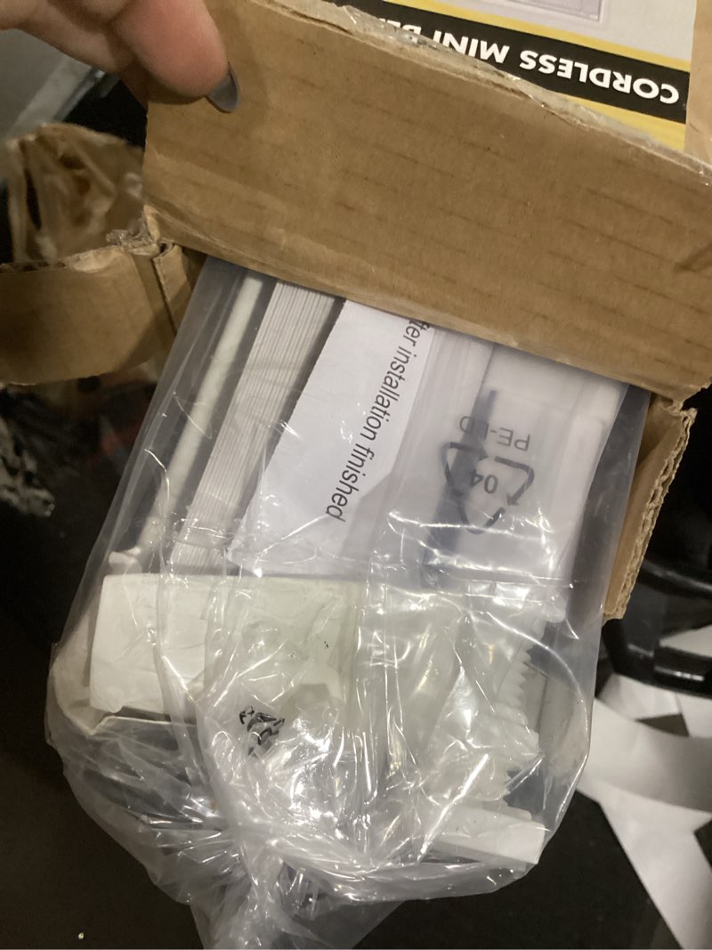 Condition photo showing Good Condition for UNISHADES No Drill Blinds for Windows 1" Vinyl L-Shaped Slats Cordless Mini Blinds for Home, for Win