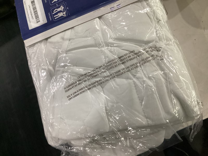 Condition photo showing Good Condition for grt twin mattress protector waterproof, 100% waterproof quilted fitted mattress pad, noiseless hollow cotton mattress cover, fits up to 18" deep, dust proof white twin microfiber