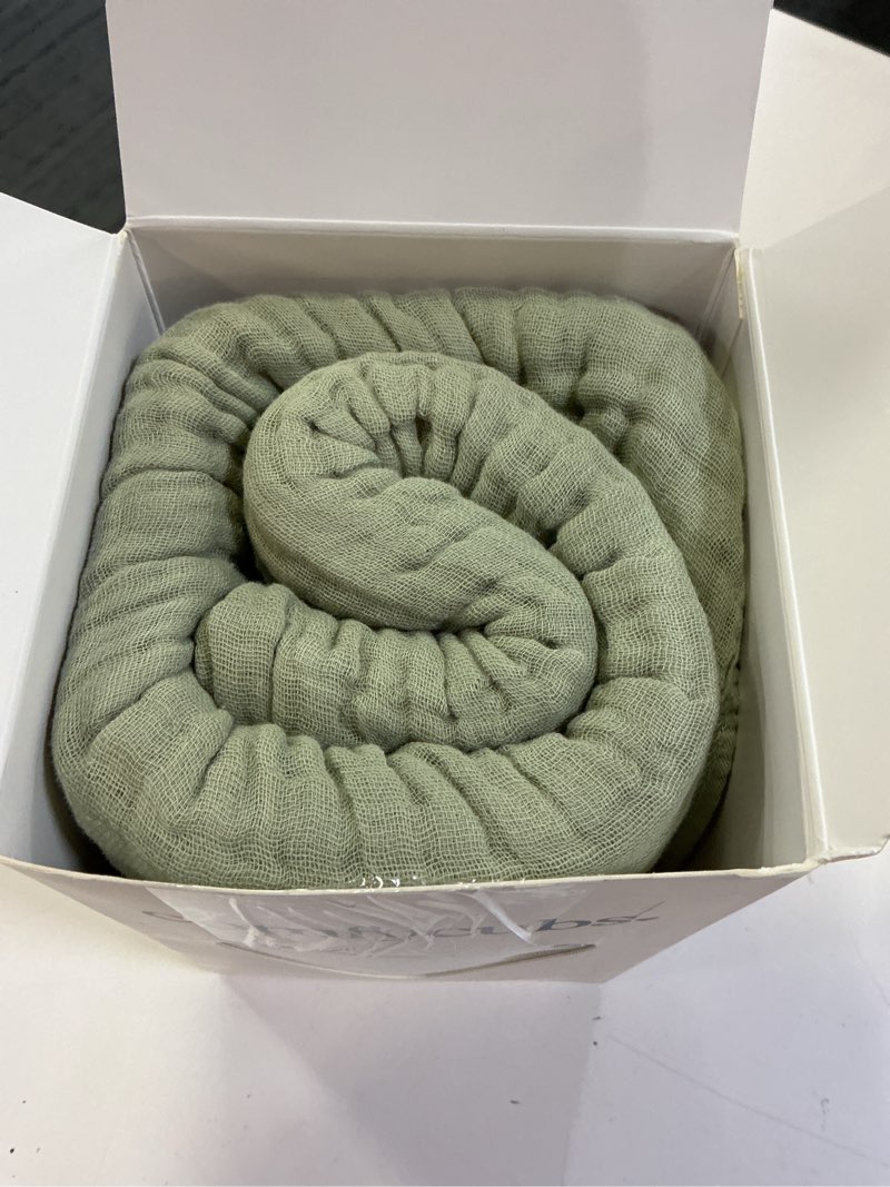 Condition photo showing Good Condition for comfy cubs throw muslin blanket  large size 50  x 60   6 layer cooling cotton softness  breathable & warm throw for bedroom  living room couch (sage