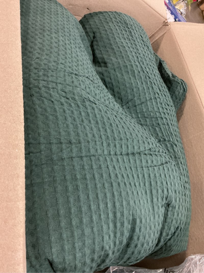Condition photo showing As Is for Bedsure Waffle Comforter Set Queen, Forest Green Soft Bedding, Waffle Weave Bed Set, 3 Pieces, 1 Comforter (90"x90") and 2 Pillow Shams, Cotton Shell and Polyester Lining for All Seasons Queen 03 - Forest Green