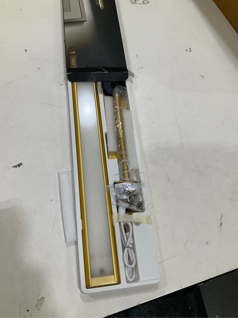 Condition photo showing Good Condition for ezvalo picture light for wall, 4800mah rechargeable wireless remote, 16in dimmable magnetic led art display light with 3 color temperatures, for gallery, living room, bedroom, hallway (gold) gold 16inch 1