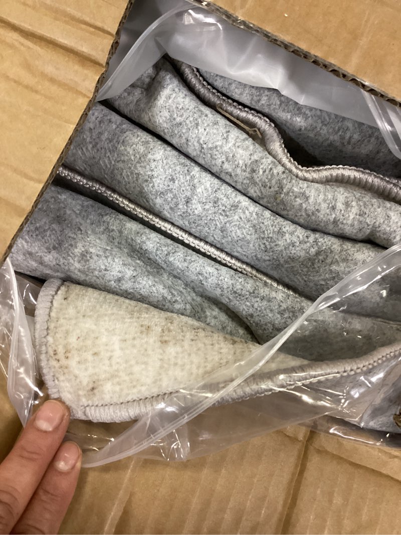 Condition photo showing Good Condition for Art&Tuft Washable Rugs 8x10, Anti-Slip Backing Abstract 8x10 Rug, Stain Resistant Rugs for Living Room, Foldable Machine Washable Area Rug (TPR53-Beige, 8'x10') Tpr53-beige 8' x 10' (Rectangular)