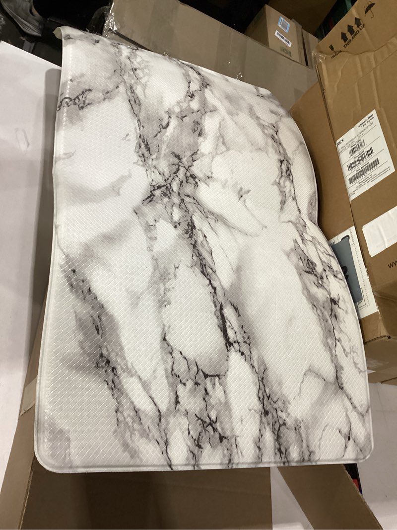 Condition photo showing Good Condition for art3d premiun reversible anti-fatigue kitchen mat, anti-slip floor comfort mat for kitchen, bathroom, laundry room or office (18x30, marble design) reversible-marble 30"l x 18"w x 0.5"th