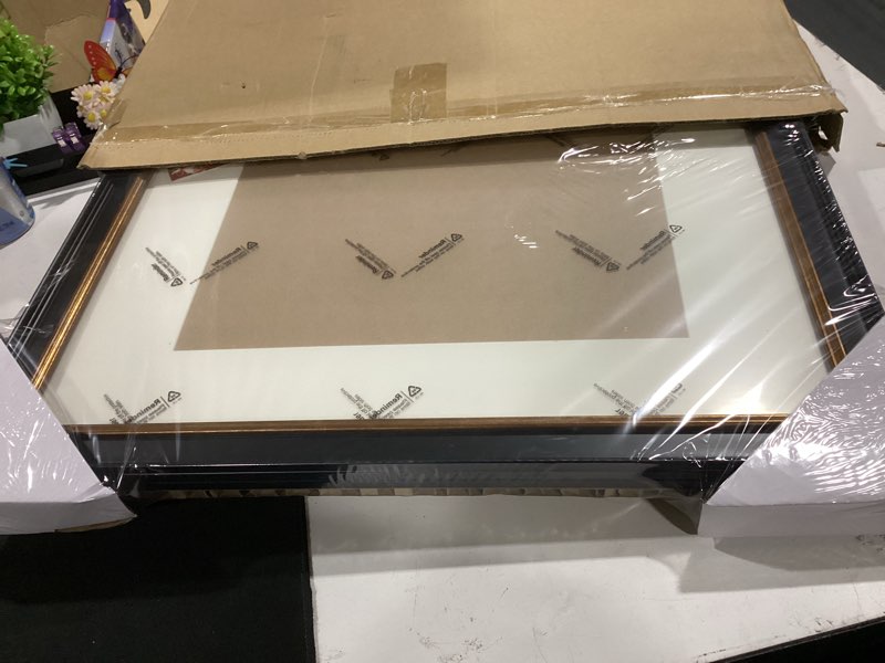 Condition photo showing New/Like New for splinterix 16x20 black picture frame, 16 x 20 photo frame with plexiglass, vintage picture frames for wall or tabletop display, display poster 11x14 with mat or 16x20 without mat for antique déco,black with gold trim