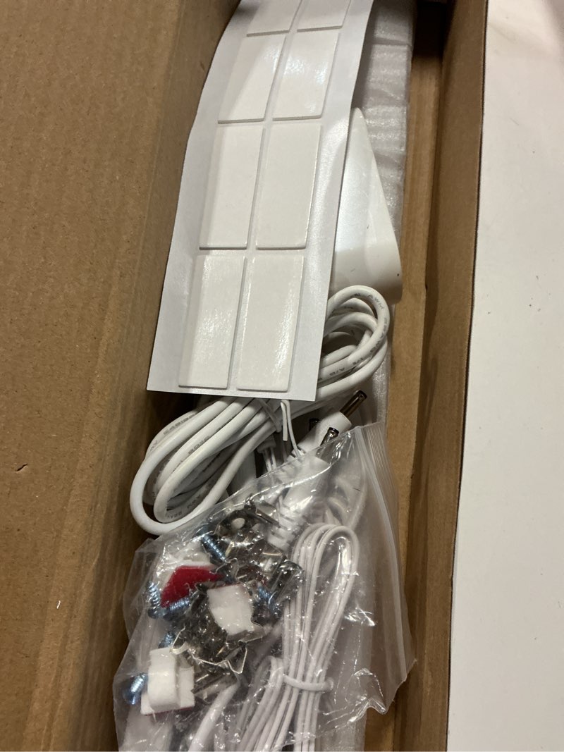 Condition photo showing Good Condition for asoko under cabinet lighting, 5000k daylight, for kitchen, closet, 3-pack cold white 5000k manual switch-3 pack
