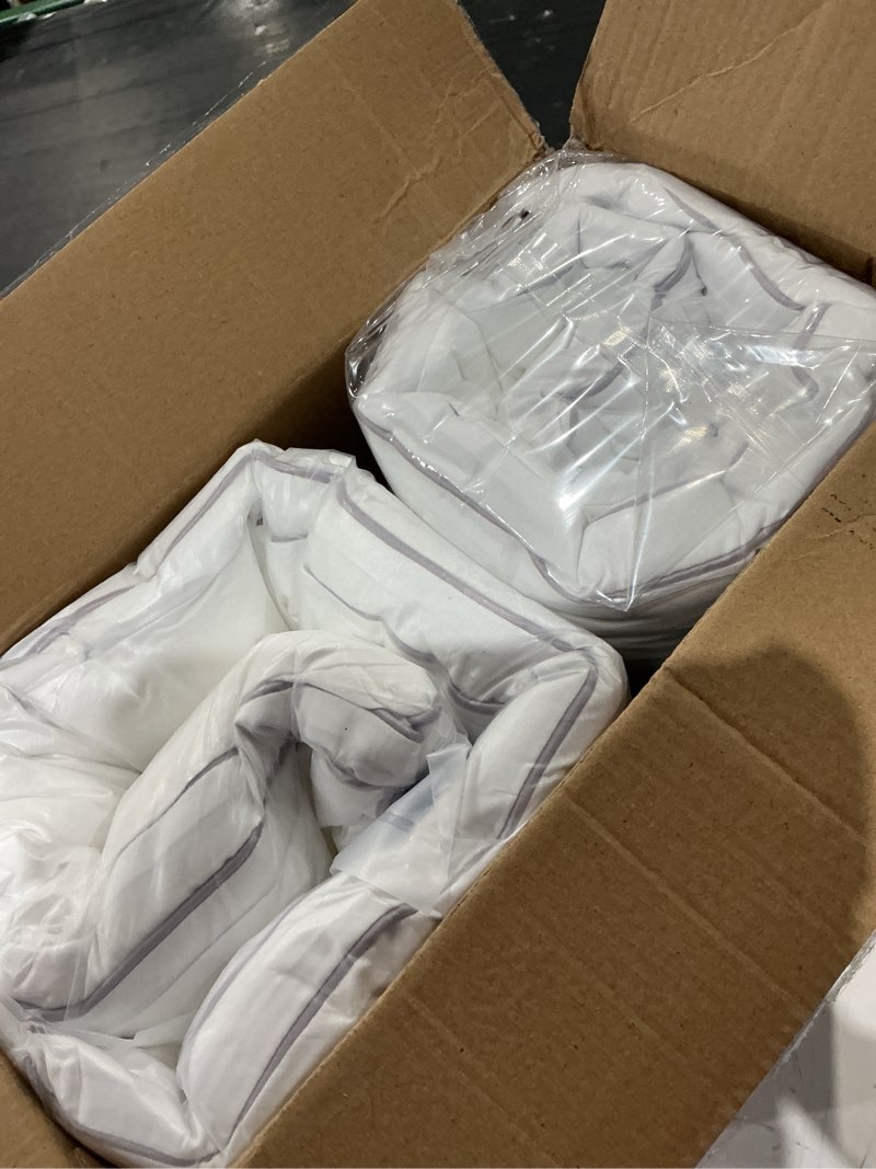 Condition photo showing Good Condition for viewstar pillows queen size set of 2, hotel quality, down alternative gusseted bed pillows for side, back, or stomach sleepers, white white queen