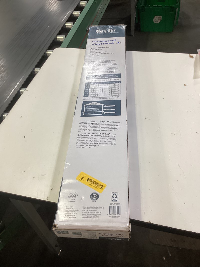 Condition photo showing New/Like New for style selections brown 6-in wide x 4-2/5-mm thick waterproof interlocking luxury vinyl plank flooring (22.17-sq ft)