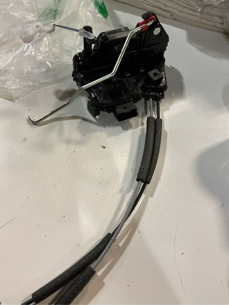Condition photo showing Good Condition for newyall front driver side door lock latch actuator for kia soul 2011-2013