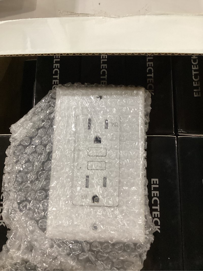 Condition photo showing Good Condition for electeck 20 pack gfci outlets 15 amp, outdoor weather resistant (wr), ultra slim gfi receptacles with led indicator, ground fault circuit interrupter, wallplate included, etl listed, white