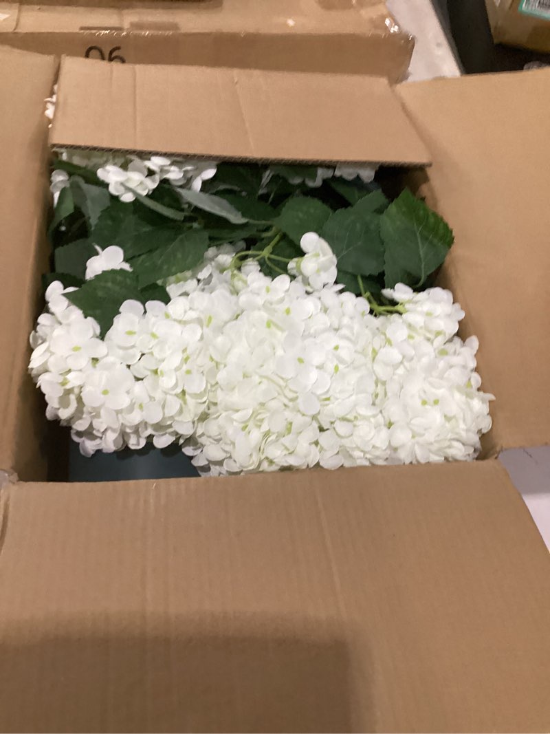 QIANYUN Artificial Hydrangea Bush – 20 Inch Potted Faux Hydrangea Plant, UV Resistant Outdoor Hydrangea Artificial Plants for Front Porch, Garden, Patio & Indoor Decor White