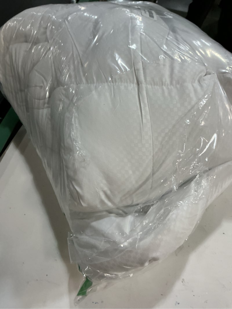 Condition photo showing Good Condition for king size quilted fitted mattress pad cover with deep pocket fitted 8" - 21", ultra soft and comfortable, breathable (white, king) white king
