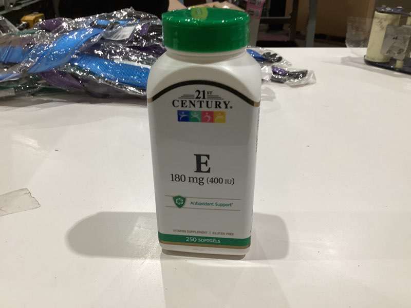 Condition photo showing New/Like New for 21st Century E 400 I.U. (Dl-Alpha) Softgels, 250-Count Unflavored 250 count (Pack of 1)