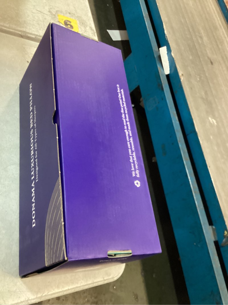 https://lotting-media.assets.bidfta.com/lotting_62ed8d8c-f2b5-4a62-bd57-fc8c72bfcc98