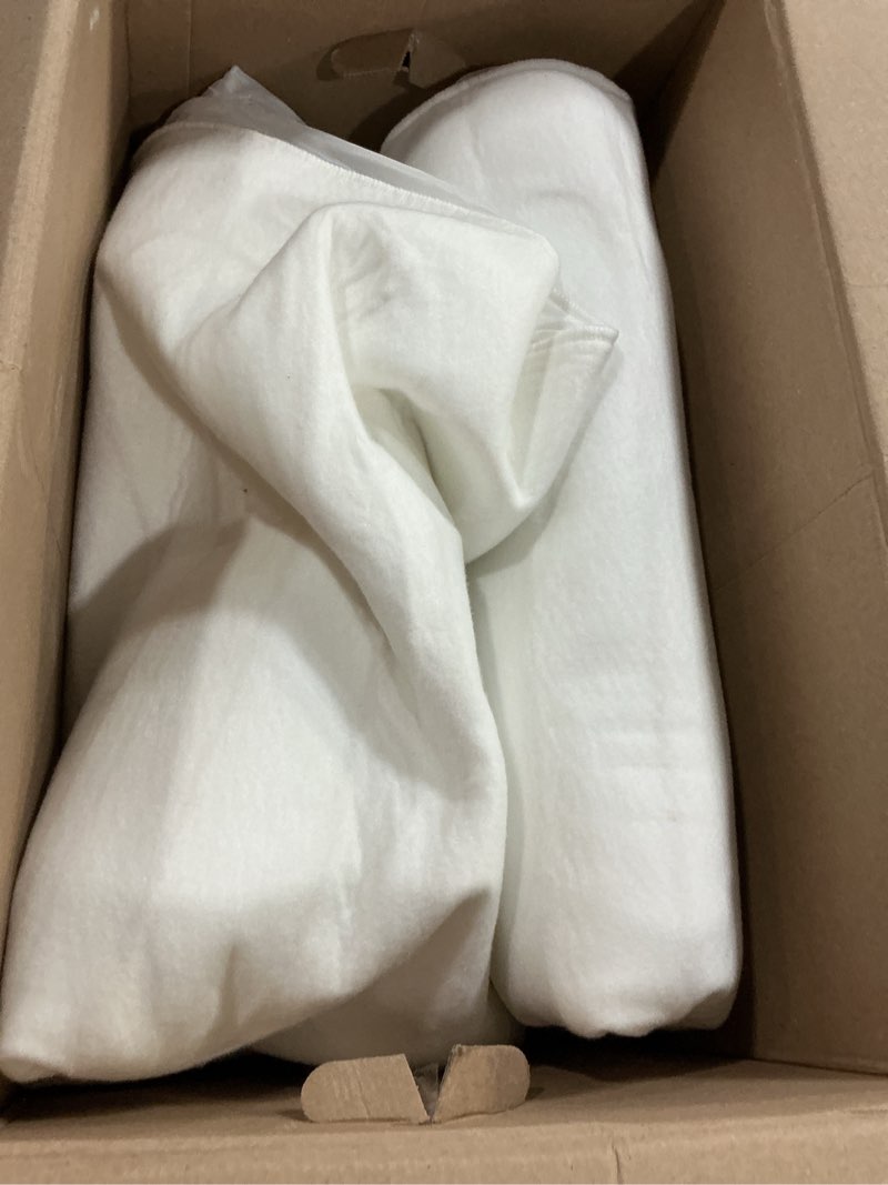 Condition photo showing Good Condition for caperia multizone waterproof heated mattress pad, individual body & feet electric mattress bed warmer 9 heat settings, 1-12 hours auto off, deep pocket, fast heating, machine washable king, 78" x 80" white king