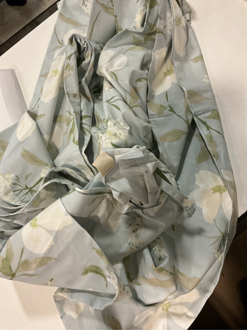 Condition photo showing Good Condition for organic crisp percale floral duvet cover full queen 
