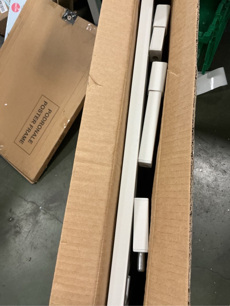 https://lotting-media.assets.bidfta.com/lotting_63019a17-19a2-404f-af03-af893528e77e