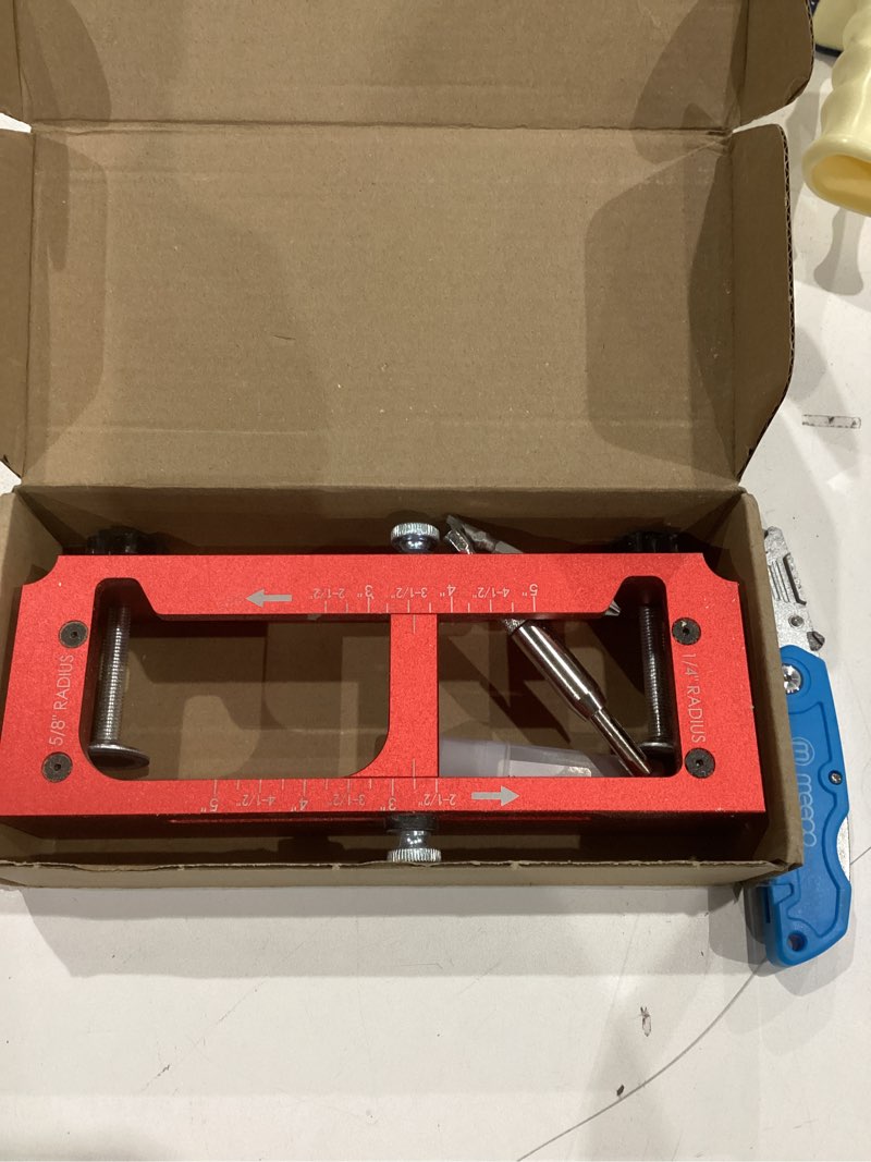 Condition photo showing Good Condition for door hinge jig, aluminum alloy door hinge template kit for router, adjustable mortise jig fits door hinges from 2.5" to 5" length, 1/4" r, 5/8" r, square corner (red one)