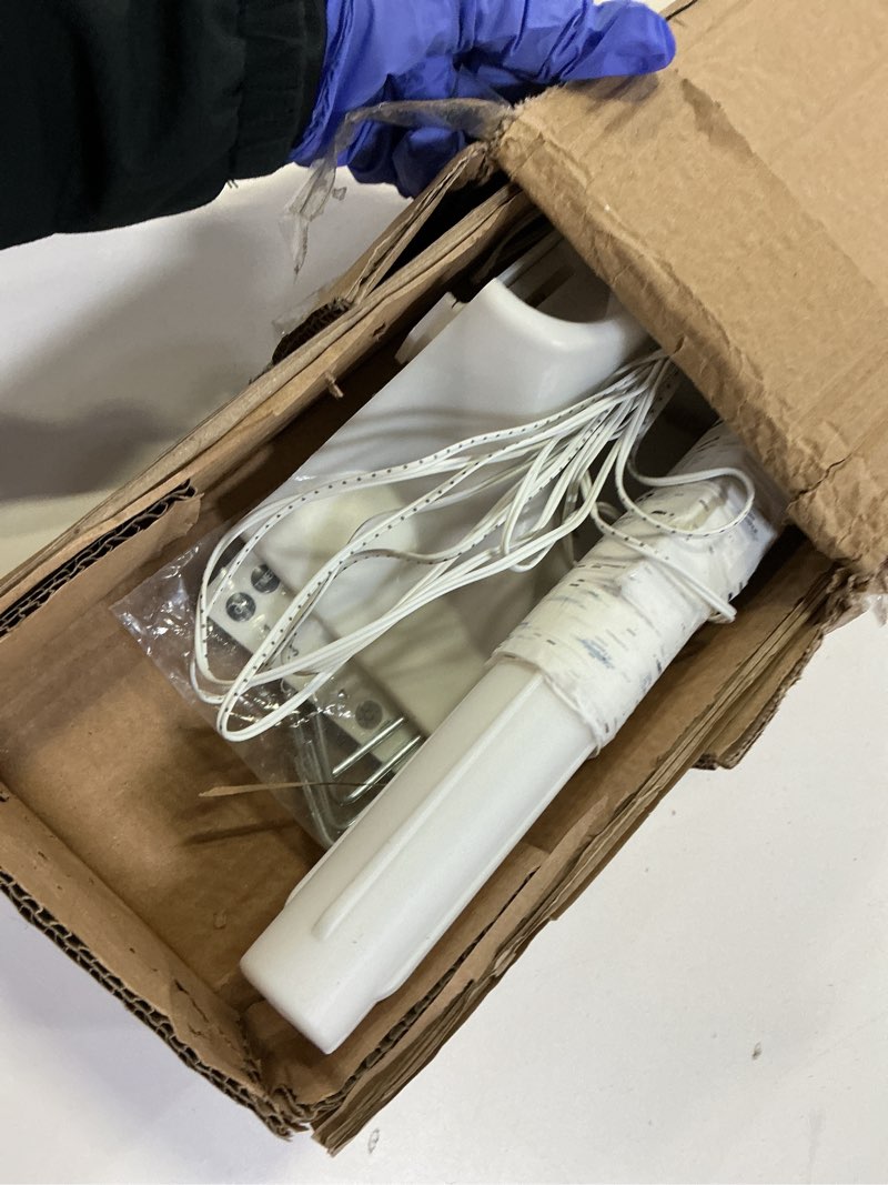 Condition photo showing Good Condition for Lighted Birch Tree, 6ft 96LED Birch Tree Lights,Artificial Twig Tree Light 9Modes Timer for Indoor Outdoor Christmas Halloween Easter Tree Home Party Wedding Decor,Warm & Cool White 6ft Warm & Cool