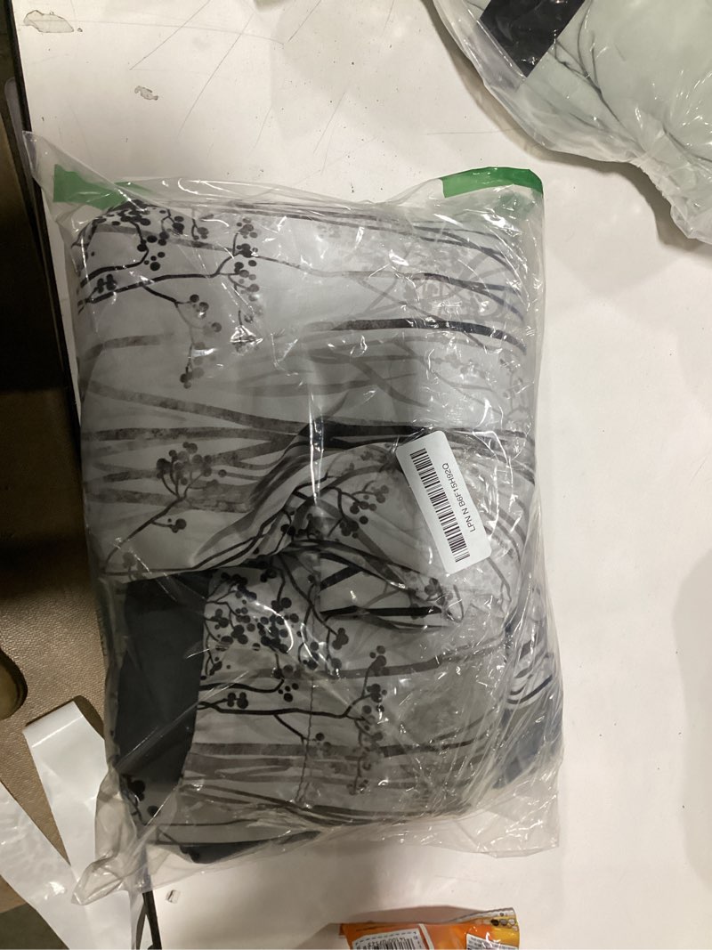 Condition photo showing New/Like New for LONAVA King Botaincal 3 Pcs Duvet Cover Set, Breathable Soft Microfiber Deep Grey Lining Comforter Cover with Zipper Closure, and 2 Anti-Pilling, Fade Resistant Pillowcases, Winter Forest