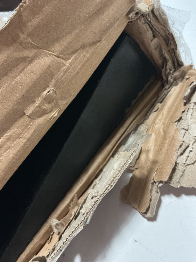 Condition photo showing Good Condition for VEVOR 1.6" Rise Cuttable Threshold Ramp for Doorways, 35.4" Wide Natural Rubber Wheelchair Ramp, Non-Slip Solid Rubber Ramp with Double-Sided Tape for Doorways,Driveways,Bathroom,Smooth Tile 1.6‘’ Rise