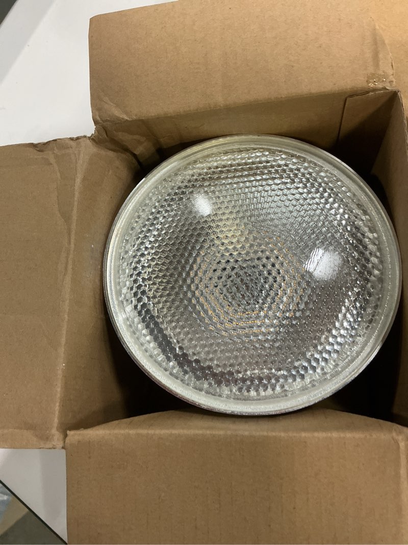 Condition photo showing Good Condition for CUISANHOUSE Flood Light Bulbs with Remote Timing Function,Outdoor E26 30W Par38 LED Bulb Color Chang
