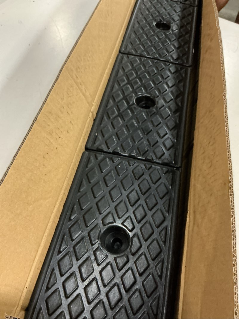 Condition photo showing New/Like New for vevor rubber curb ramp, 33069 lbs load capacity, 2 inches rise height heavy duty rubber threshold ramp with drainage tank for strollers, motorcycles, cars, lawn mowers & trailers, 2 pack 2‘’ rise