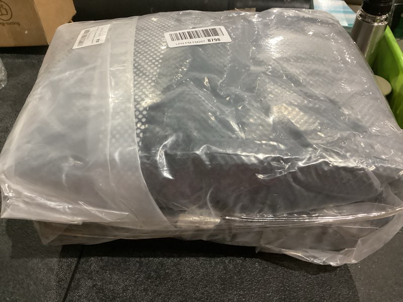 1600d+1200d tearproof center console boat cover with 2" wide loops for trailering and mooring - ultr