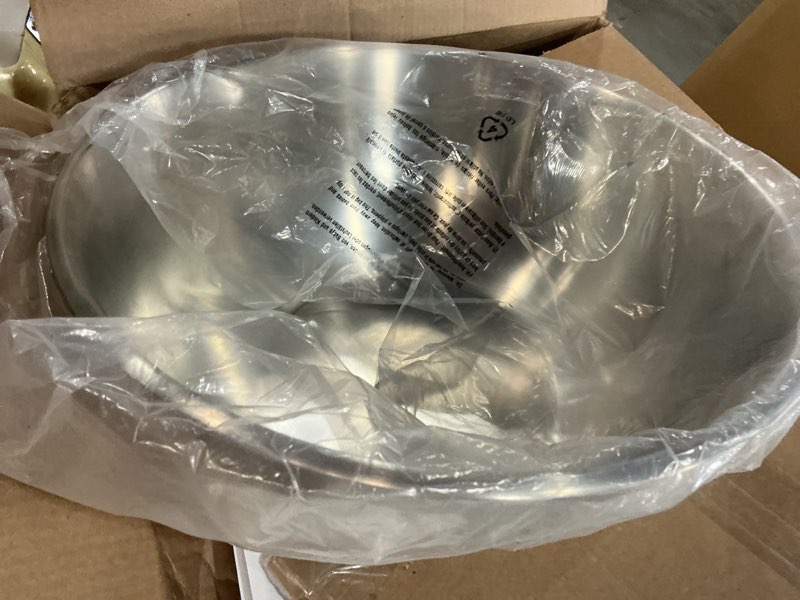 Condition photo showing Good Condition for Winco Deep Mixing Bowl, 13-Quart