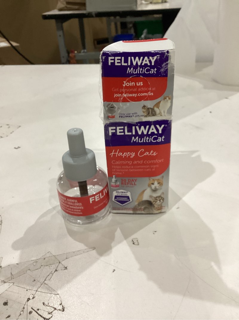 Condition photo showing As Is for FELIWAY® MultiCat 30 Day Cat Calming Refill for Pheromone Diffuser, 48ml - 1x 30 Day - Helps Reduce Conflicts and Signs of Tension in Multi-Cat Households 1 Pack