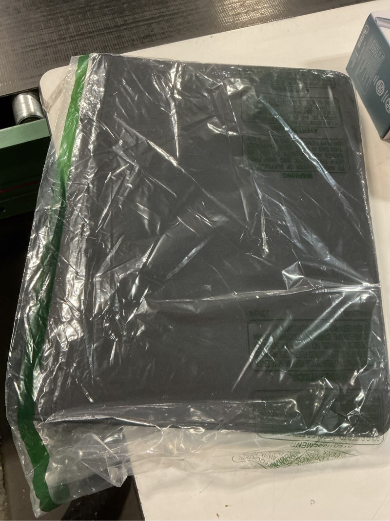 Condition photo showing Good Condition for Card Binder 16 Pocket,Trading Card Binder Holds up to 1408 Cards with 44 Sleeves,Zipper Card Holder Album Compatible with TCG/Sports Cards-Black 16 Pockets 1408 Black