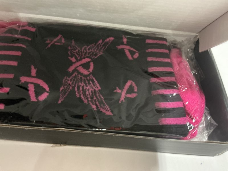 Auch Cancer Awarenesss Gifts, Breast Cancer Care Socks Inspirational Gift for Women Men Survivors