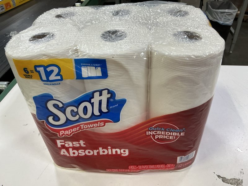 Condition photo showing New/Like New for scott paper towels, choose-a-sheet, 6 double rolls = 12 regular rolls (108 sheets per roll)