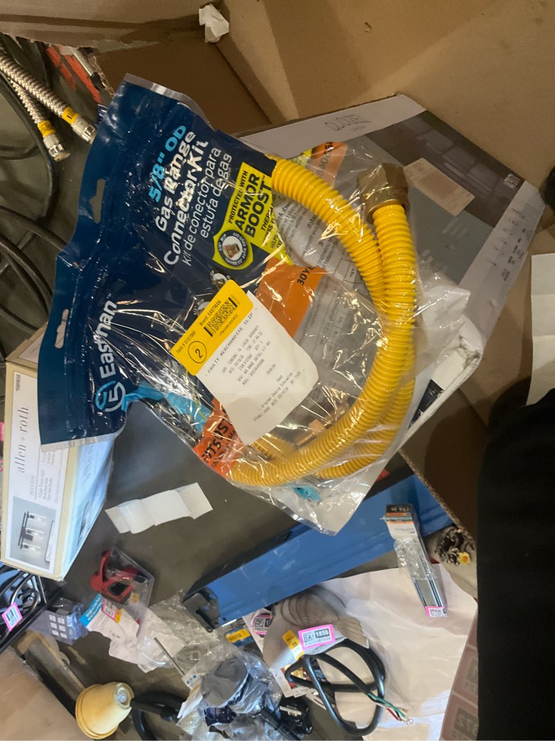 EASTMAN 48-in 3/4 -in MIP Inlet x 3/4 -in MIP Outlet Corrugated stainless steel