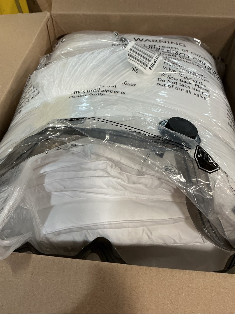 Condition photo showing Good Condition for bedsure comforter duvet insert - quilted comforters oversized king size, all season duvet, gentlesoft down alternative bedding, with 8 tabs, gifts for women/men, white, oversized king 116 x 98 inches white oversized king
