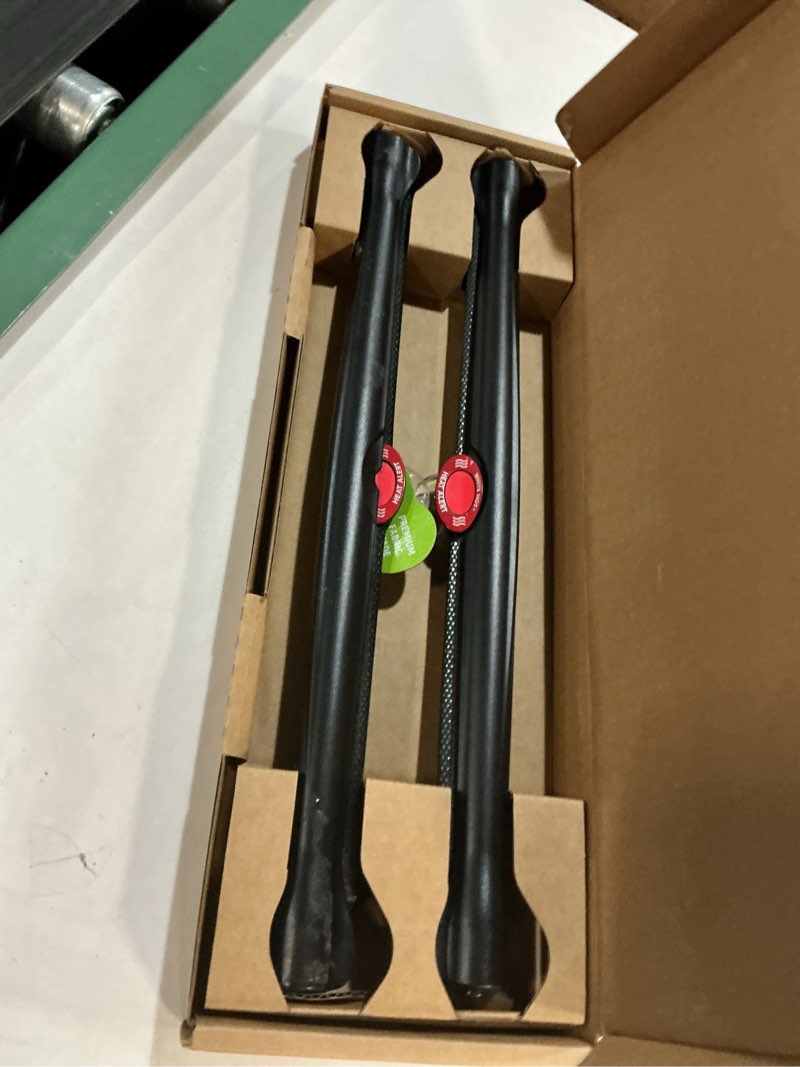 Condition photo showing Good Condition for Munchkin Brica Sun Safety Car Window Shade with Heat Alert, Helps Block UVA/UVB Rays, 2 Pack, Black Car Window Roller Shade