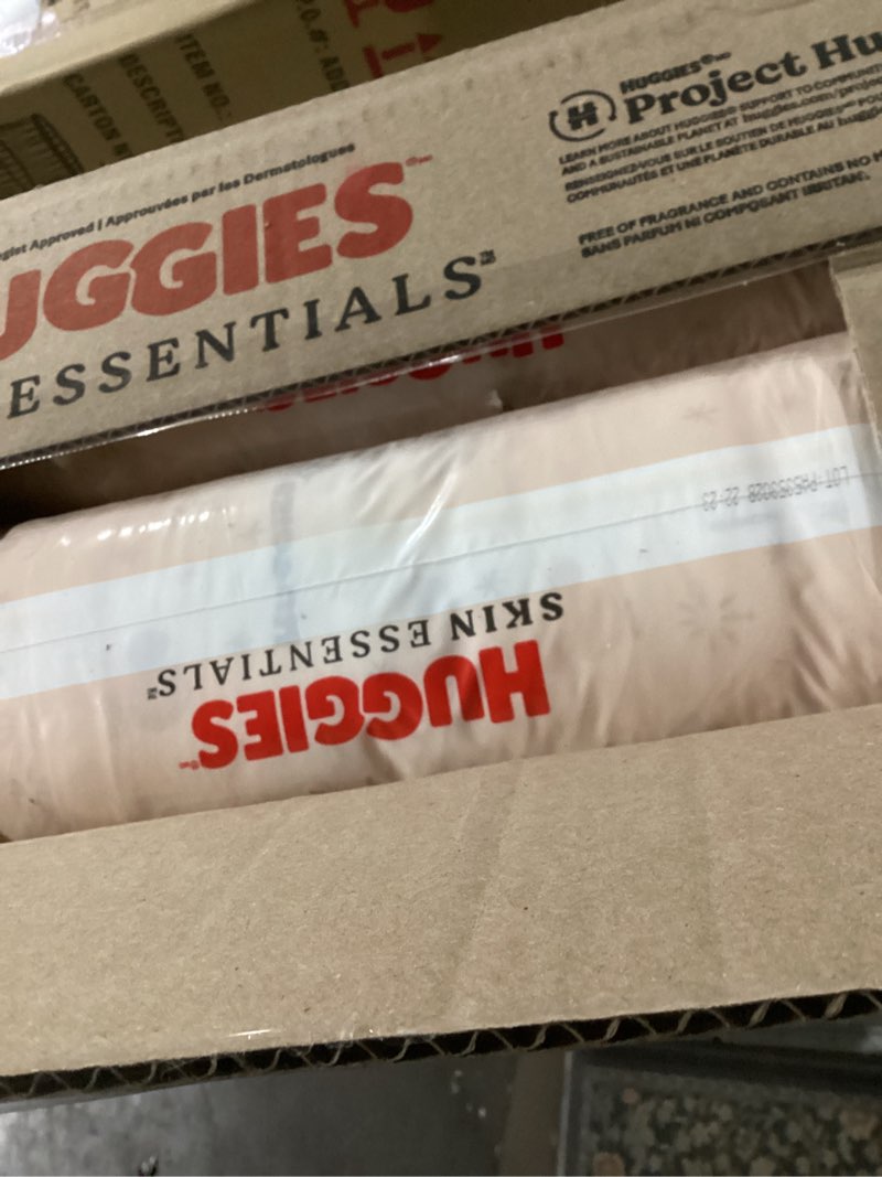 Condition photo showing New/Like New for huggies skin essentials disposable diapers - econ+ pack - size 5 - 132ct