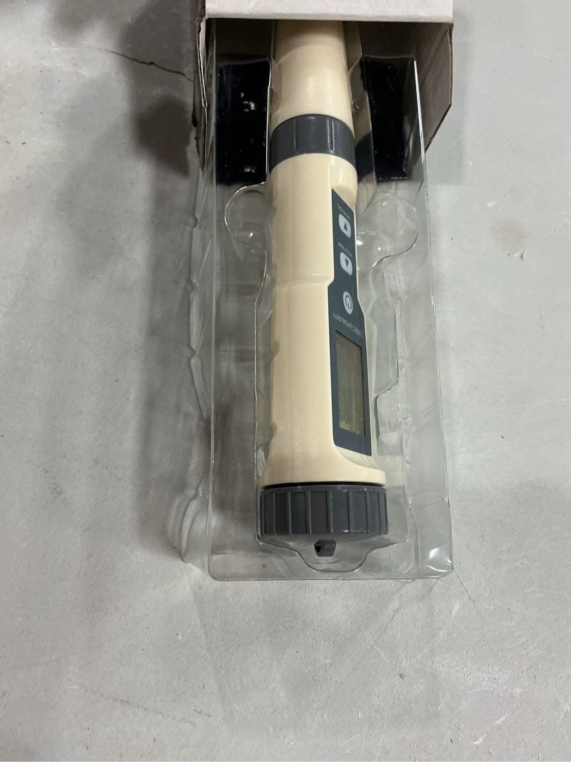 Condition photo showing Good Condition for ph meter & tds meter digital water tester 5 in 1 salinity tester ph temp ec and tds meter,ph meter for water with lcd backlit,water testing kits for drinking water,wine,swimming pool,hot tub spas. 5-1