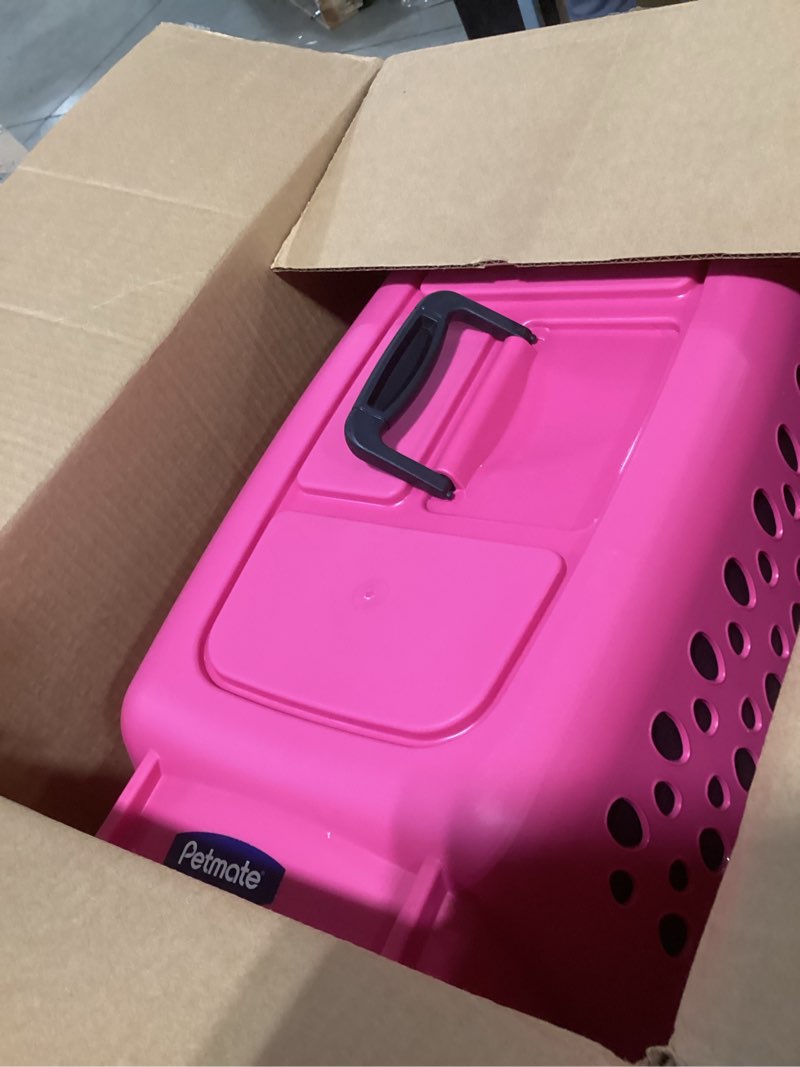 Condition photo showing Good Condition for Petmate Pet Porter Fashion Dog Kennel 23", Hot Pink, for Pets up to 15lbs, Made in USA 23.0"L x 15.2"W x 11.8"H pink