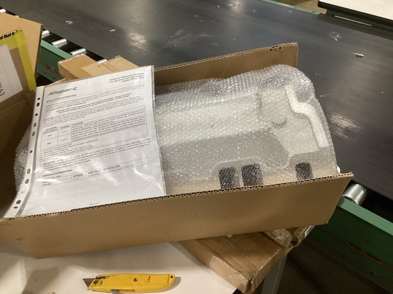 Condition photo showing Good Condition for 52033 vortec intake manifold aluminum single plane compatible with small block chevy gen1 sbc 305 350 1996-2002 3,000-7,500 rpm silver a-2033 silver