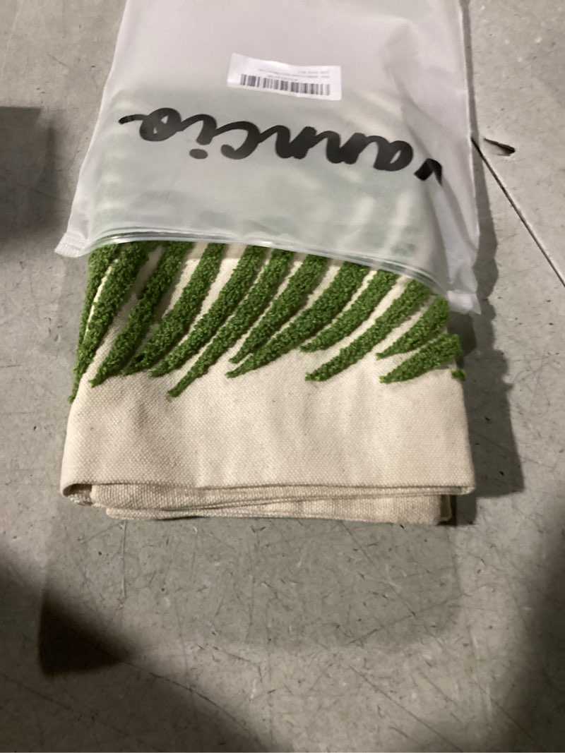 Condition photo showing Good Condition for Linen Green Leaf Throw Pillow Cover, Square Pillowcase with Tufted Tropical Palm Leaves, Modern Decorative Cushion Sham for Rustic Spring Summer Home Outdoor Decor, 18x18 inches, 1PCS Lime 18" x 18" (Pack of 1)